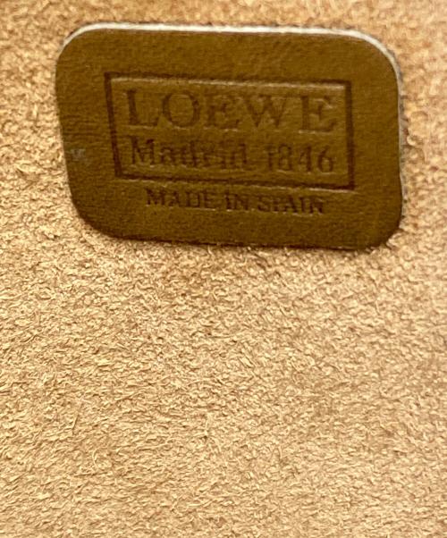 LOEWE（ロエベ）LOEWE (ロエベ) ショルダーバッグ ブラウンの古着・服飾アイテム
