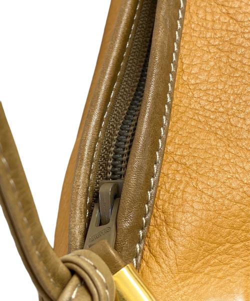 LOEWE（ロエベ）LOEWE (ロエベ) ショルダーバッグ ブラウンの古着・服飾アイテム