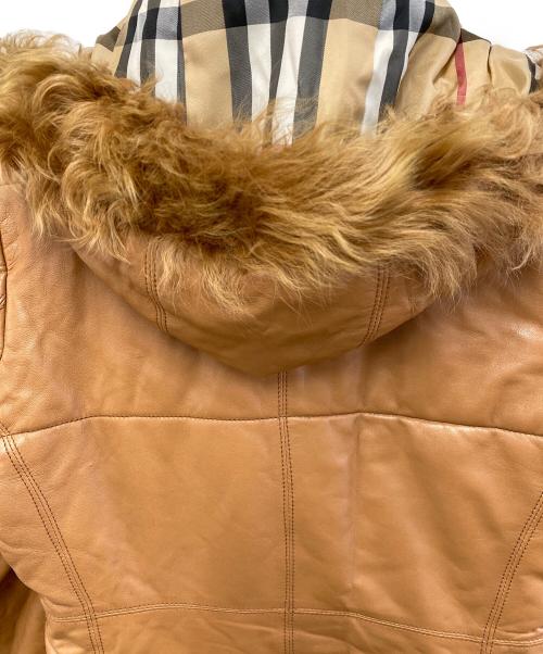 BURBERRY BLUE LABEL（バーバリー ブルー レーベル）BURBERRY BLUE LABEL (バーバリー ブルー レーベル) レザーコート ベージュ サイズ:38の古着・服飾アイテム
