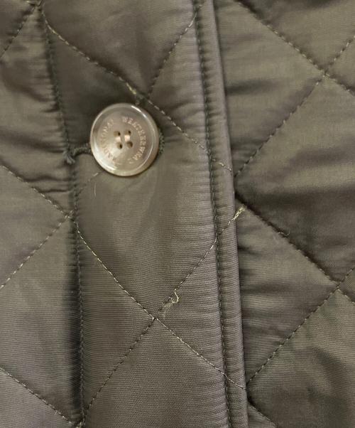 Traditional Weatherwear（トラディショナルウェザーウェア）Traditional Weatherwear (トラディショナルウェザーウェア) キルティングコート カーキ サイズ:36の古着・服飾アイテム