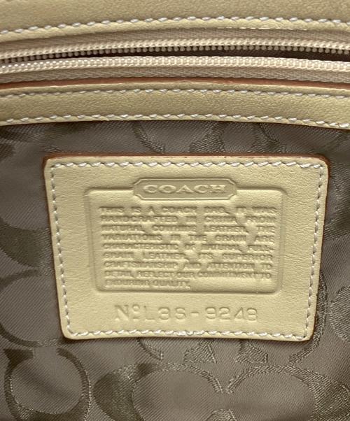 COACH（コーチ）COACH (コーチ) ワンショルダーバッグ ベージュの古着・服飾アイテム