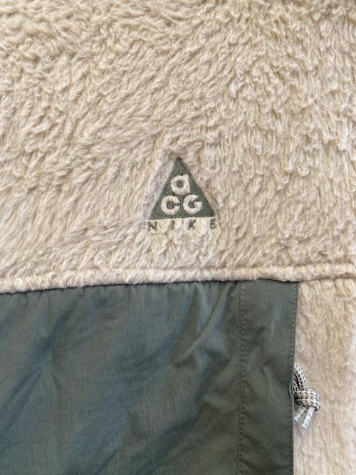 NIKE ACG（ナイキエーシージー）NIKE ACG (ナイキエーシージー) フリースジャケット ベージュ×グリーン サイズ:Mの古着・服飾アイテム
