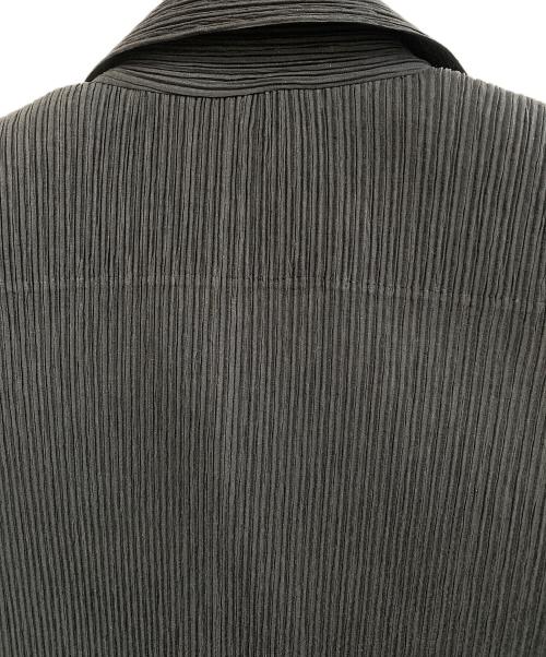 ISSEY MIYAKE FETE（イッセイミヤケフェット）ISSEY MIYAKE FETE (イッセイミヤケフェット) プリーツテーラードジャケット ブラック サイズ:02の古着・服飾アイテム