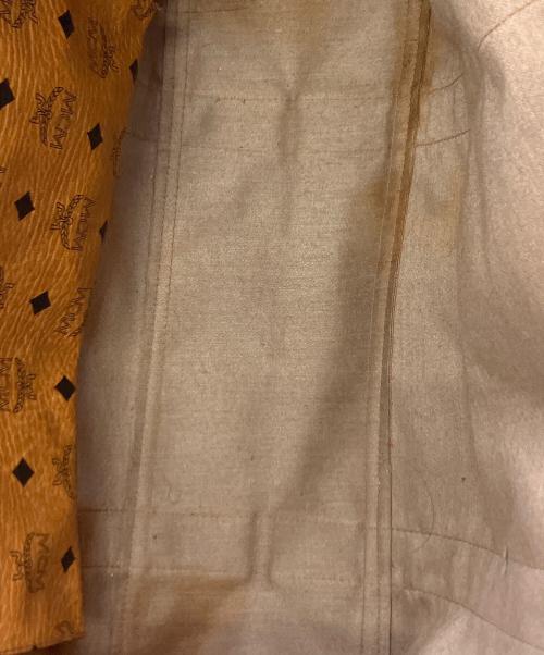 MCM（エムシーエム）MCM (エムシーエム) ショルダーバッグ ブラウンの古着・服飾アイテム