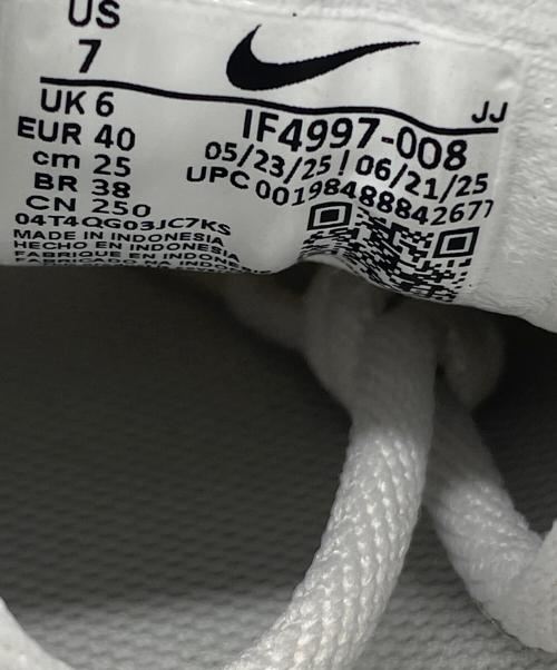 NIKE（ナイキ）NIKE (ナイキ) スニーカー グレー サイズ: 25 未使用品の古着・服飾アイテム