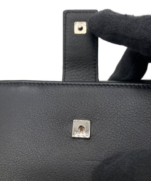 Salvatore Ferragamo（サルヴァトーレ フェラガモ）Salvatore Ferragamo (サルヴァトーレ フェラガモ) 2つ折り財布の古着・服飾アイテム