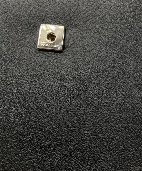 Salvatore Ferragamo（サルヴァトーレ フェラガモ）Salvatore Ferragamo (サルヴァトーレ フェラガモ) 2つ折り財布の古着・服飾アイテム