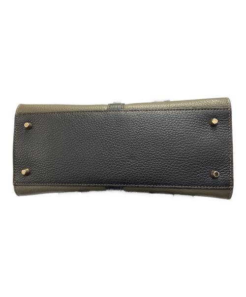 FURLA（フルラ）FURLA (フルラ) レザーショルダーバッグ オリーブの古着・服飾アイテム