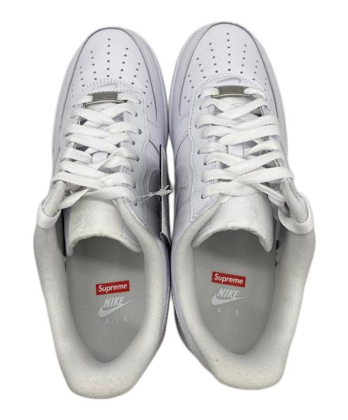 NIKE（ナイキ）NIKE (ナイキ) SUPREME (シュプリーム) スニーカー ホワイト サイズ:26.5 未使用品の古着・服飾アイテム
