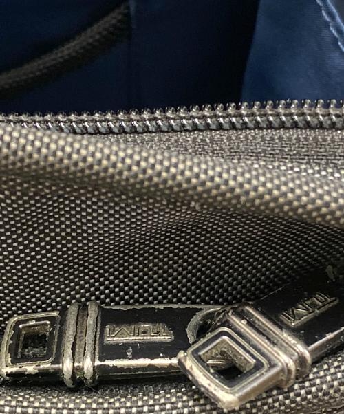TUMI（トゥミ）TUMI (トゥミ) 3WAYビジネスバッグ グレーの古着・服飾アイテム