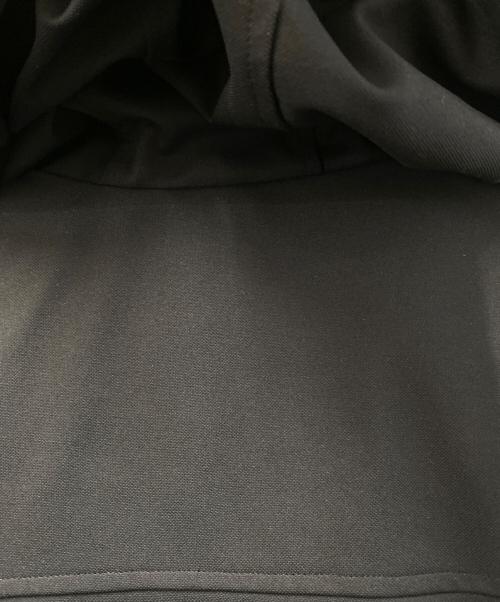 LACOSTE（ラコステ）LACOSTE (ラコステ) 耐水透湿ピケダウンジャケット ブラック サイズ:US Mの古着・服飾アイテム
