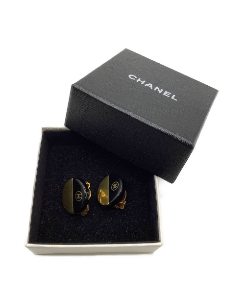 CHANEL（シャネル）CHANEL (シャネル) バイカラーイヤリング ブラック×ゴールドの古着・服飾アイテム