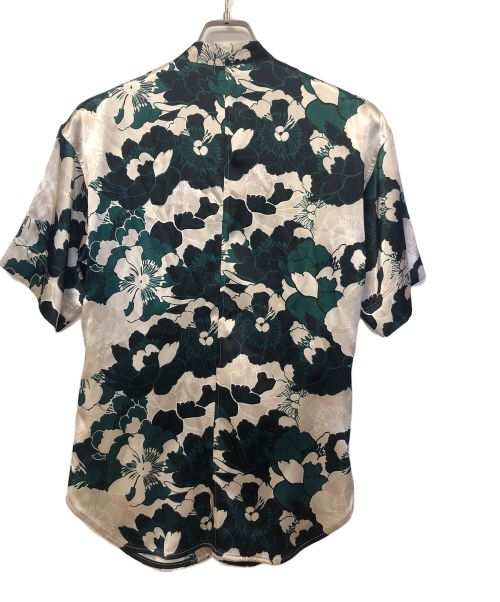 CINOH（チノ）CINOH (チノ) FLOWER PIRINT DRAPE BLOUSE ホワイト×グリーン サイズ:36の古着・服飾アイテム