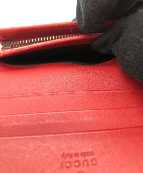 GUCCI（グッチ）GUCCI (グッチ) チェリー(さくらんぼ) 付き GGスプリーム キャンバス カードケース ベージュ×レッドの古着・服飾アイテム