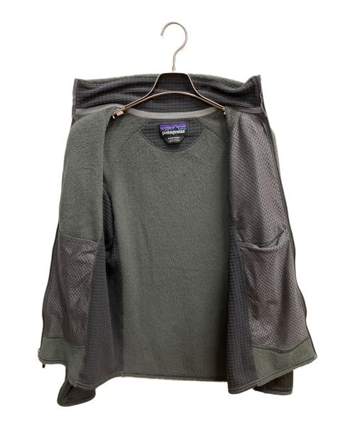 Patagonia（パタゴニア）Patagonia (パタゴニア) R2フリースジャケット グレー サイズ:SIZE Sの古着・服飾アイテム
