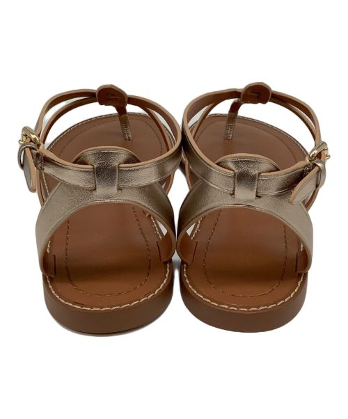 COACH（コーチ）COACH (コーチ) LYDIA MTLE SANDAL ブラウン×ゴールド サイズ:US8B 未使用品の古着・服飾アイテム