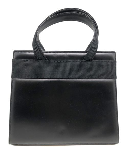 Ferragamo（フェラガモ）Ferragamo (フェラガモ) ヴァラリボン　2WAYハンドバッグ ブラックの古着・服飾アイテム