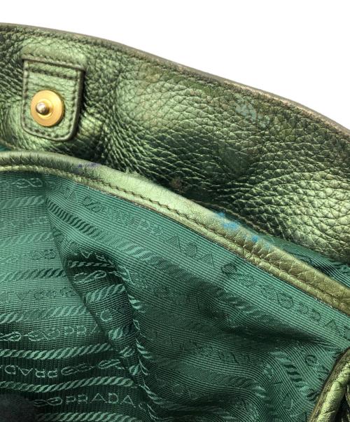 PRADA（プラダ）PRADA (プラダ) 2WAYメタリックトートバッグ グリーンの古着・服飾アイテム