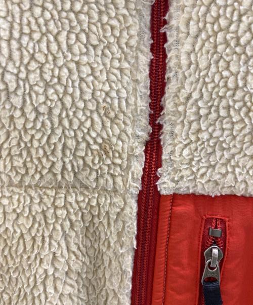 Patagonia（パタゴニア）Patagonia (パタゴニア) クラシックレトロXジャケット ベージュ×レッド サイズ:Sの古着・服飾アイテム