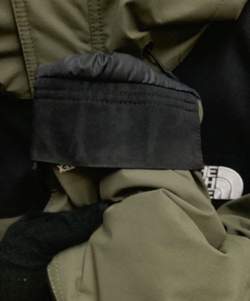 THE NORTH FACE（ザ ノース フェイス）THE NORTH FACE (ザ ノース フェイス) Mountain Down Jacket オリーブ×ブラック サイズ:SIZE Lの古着・服飾アイテム