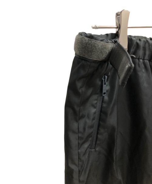 PRADA（プラダ）PRADA (プラダ) ラバーパッチナイロントラックロングパンツ ブラック サイズ:46の古着・服飾アイテム