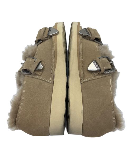 Caminando（カミナンド）Caminando (カミナンド) DOUBLE BUCKLE SANDALS ベージュ サイズ:8の古着・服飾アイテム