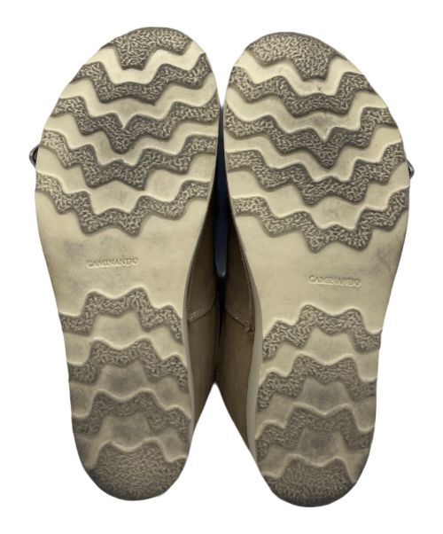 Caminando（カミナンド）Caminando (カミナンド) DOUBLE BUCKLE SANDALS ベージュ サイズ:8の古着・服飾アイテム