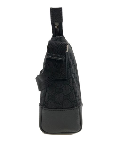 GUCCI（グッチ）GUCCI (グッチ) キャンバスショルダーバッグ ブラックの古着・服飾アイテム