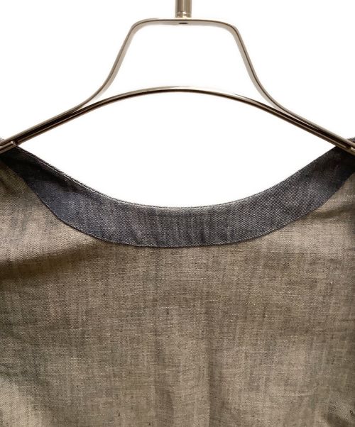 45R（フォーティファイブ・アール）45R (フォーティーファイブアール) バックボタン七分袖シャンブレーブラウス インディゴ サイズ:SIZE 2の古着・服飾アイテム