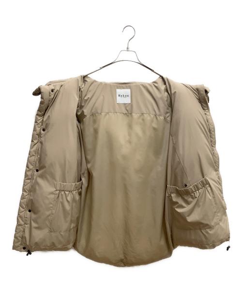 Hakuu（ハク）Hakuu (ハク) ダウンジャケット ベージュ サイズ:SIZE Sの古着・服飾アイテム