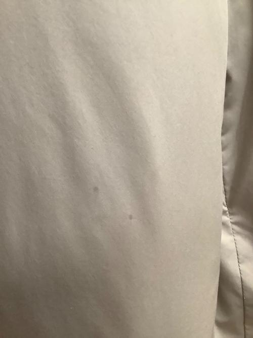 Hakuu（ハク）Hakuu (ハク) ダウンジャケット ベージュ サイズ:SIZE Sの古着・服飾アイテム