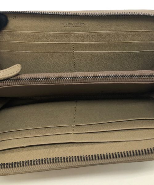 BOTTEGA VENETA（ボッテガベネタ）BOTTEGA VENETA (ボッテガベネタ) 長財布 ベージュの古着・服飾アイテム