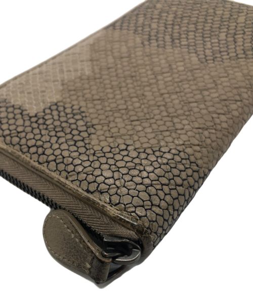 BOTTEGA VENETA（ボッテガベネタ）BOTTEGA VENETA (ボッテガベネタ) 長財布 ベージュの古着・服飾アイテム