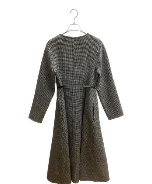 CELFORD（セルフォード）CELFORD (セルフォード) ストール付きリバードレスコート ブラック×ホワイト サイズ:SIZE 36の古着・服飾アイテム