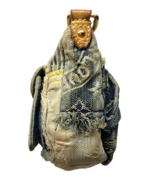 LOUIS VUITTON（ルイ ヴィトン）LOUIS VUITTON (ルイ ヴィトン) モノグラム・デニム パウチィ ショルダーバッグの古着・服飾アイテム