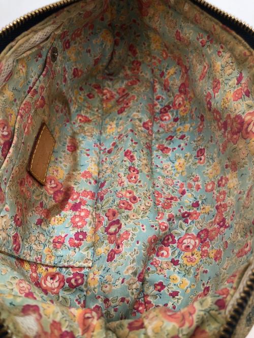 LOUIS VUITTON（ルイ ヴィトン）LOUIS VUITTON (ルイ ヴィトン) モノグラム・デニム パウチィ ショルダーバッグの古着・服飾アイテム