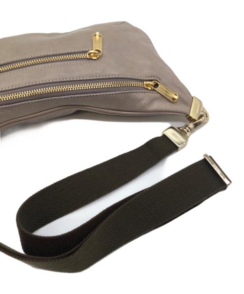 aniary（アニアリ）aniary (アニアリ) ショルダーバッグ ベージュの古着・服飾アイテム