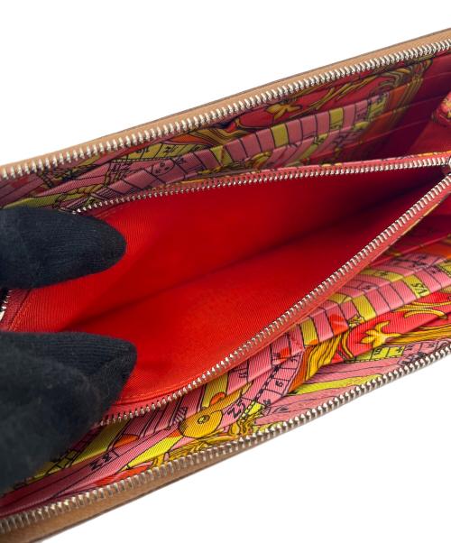 HERMES（エルメス）HERMES (エルメス) シルクインクラシック　ラウンドジップウォレット ブラウンの古着・服飾アイテム