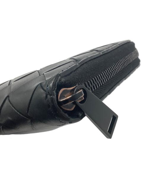 BOTTEGA VENETA（ボッテガベネタ）BOTTEGA VENETA (ボッテガベネタ) イントレチャート　ジップアラウンドウォレット ブラックの古着・服飾アイテム