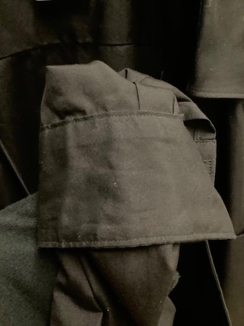 COMME des GARCONS HOMME PLUS（コムデギャルソンオムプリュス）COMME des GARCONS HOMME PLUS (コムデギャルソンオムプリュス) OVERSIZED DRAPED SHIRT ブラック サイズ:SIZE Sの古着・服飾アイテム