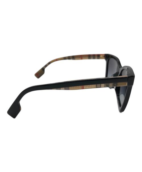 BURBERRY（バーバリー）BURBERRY (バーバリー) サングラス / ELSA ブラック サイズ:55□17-140の古着・服飾アイテム