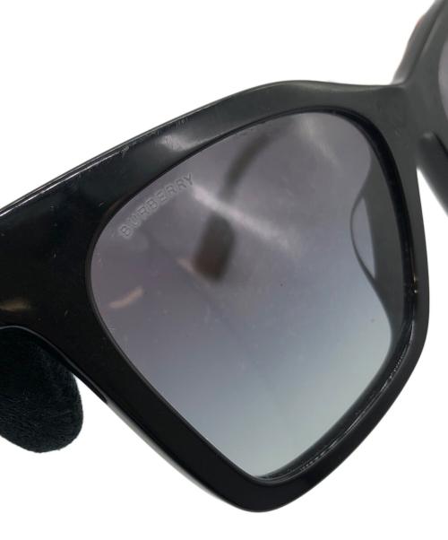 BURBERRY（バーバリー）BURBERRY (バーバリー) サングラス / ELSA ブラック サイズ:55□17-140の古着・服飾アイテム