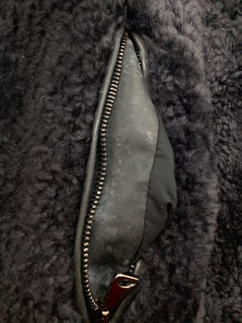 EMMETI（エンメティ）EMMETI (エンメティ) ムートンベスト ネイビー サイズ:SIZE 48の古着・服飾アイテム