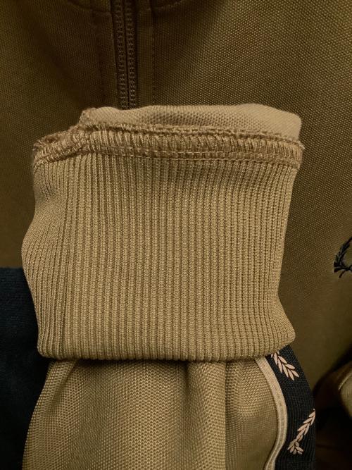 FRED PERRY（フレッドペリー）FRED PERRY (フレッドペリー) Contrast Tape Track Jacket ブラウン サイズ:SIZE Lの古着・服飾アイテム