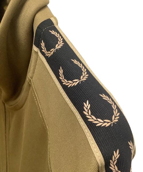 FRED PERRY（フレッドペリー）FRED PERRY (フレッドペリー) Contrast Tape Track Jacket ブラウン サイズ:SIZE Lの古着・服飾アイテム