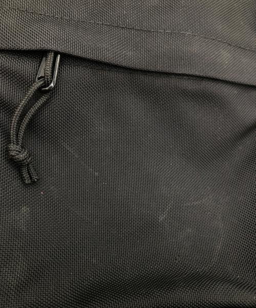 SUPREME（シュプリーム）SUPREME (シュプリーム) ロゴショルダーバッグ ブラックの古着・服飾アイテム