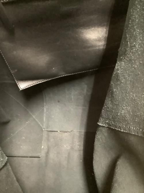 CELINE（セリーヌ）CELINE (セリーヌ) ホリゾンタルカバ ブラックの古着・服飾アイテム