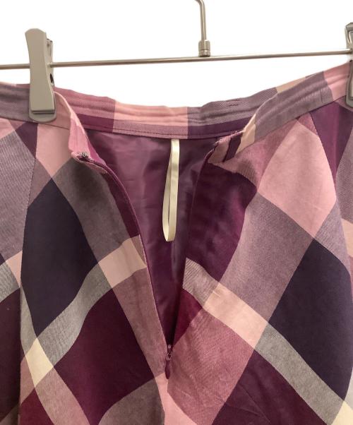 BLUE LABEL CRESTBRIDGE（ブルーレーベルクレストブリッジ）BLUE LABEL CRESTBRIDGE (ブルーレーベルクレストブリッジ) スカート パープル サイズ:38の古着・服飾アイテム