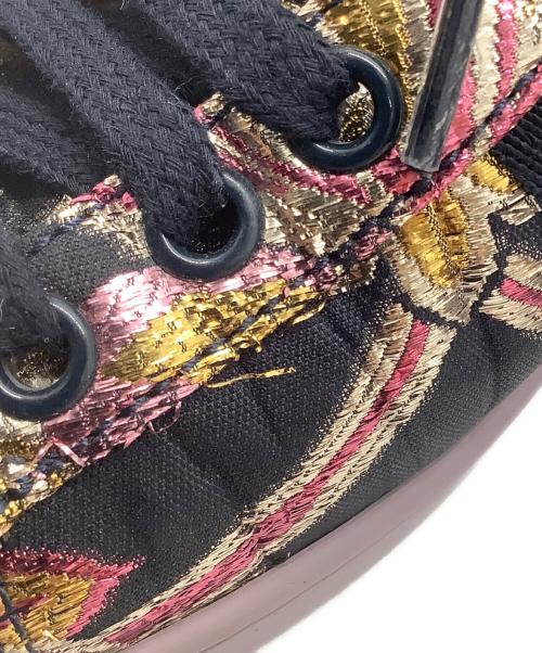 GUCCI（グッチ）GUCCI (グッチ) ジャガードフラワースニーカー パープル×ゴールド サイズ:SIZE 36 1/2の古着・服飾アイテム