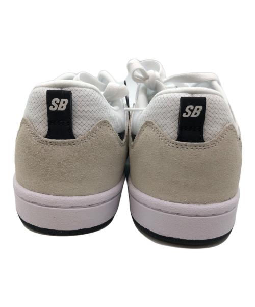 NIKE（ナイキ）NIKE (ナイキ) SB ALLEYOOP ホワイト×グレー サイズ:28.5cm 未使用品の古着・服飾アイテム